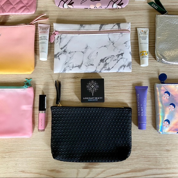 BUNDLE OF MAKEUP BAGS + MAKEUP & SKINCARE - NWT! - Picture 7 of 9